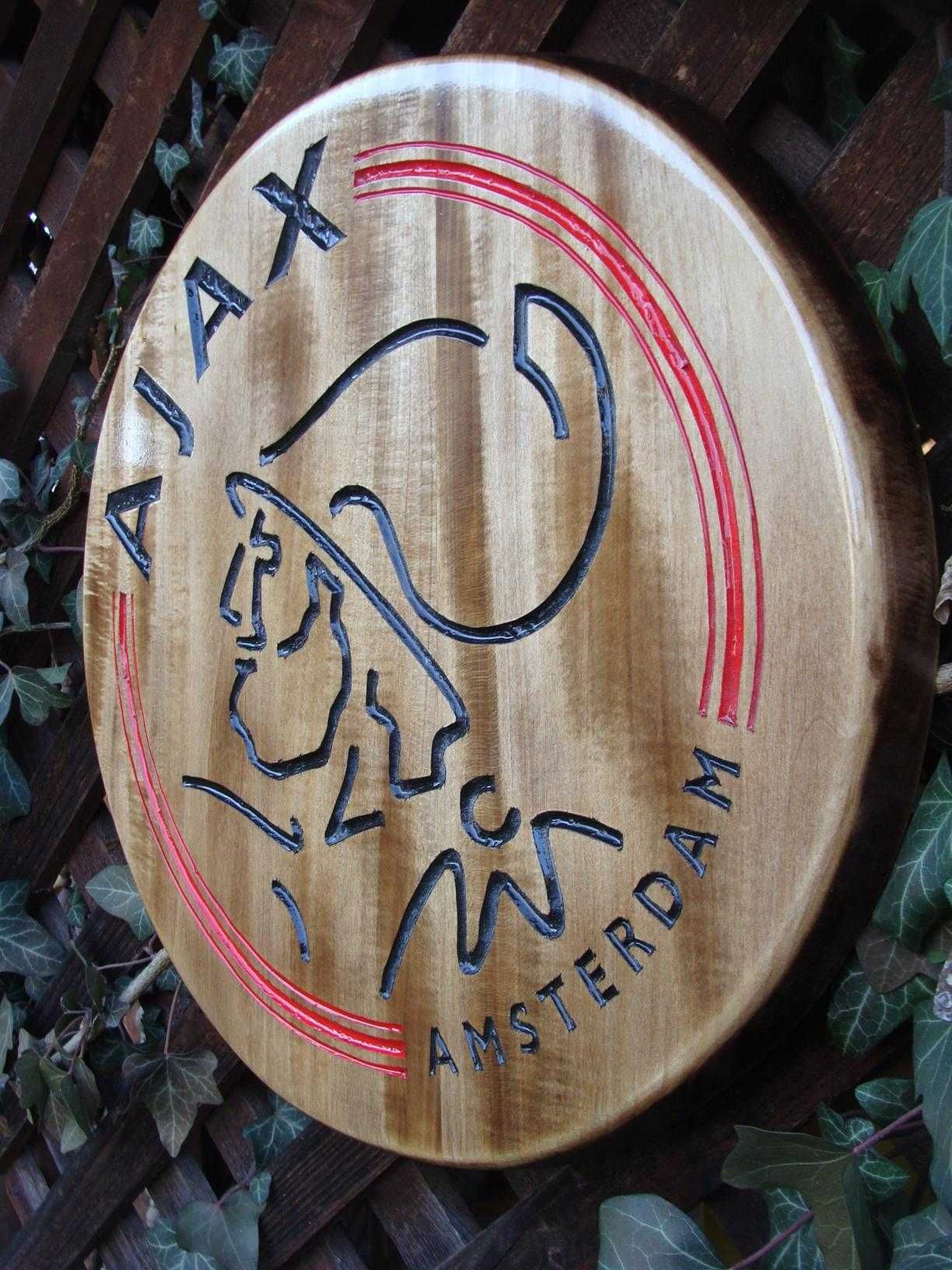 Ajax Amsterdam Ręcznie rzeźbione logo w drewnie. UNIKAT!