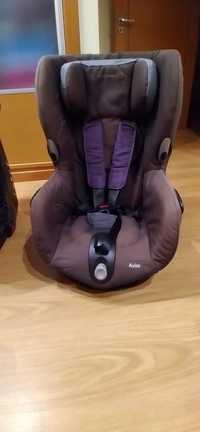 Cadeira auto-rotativa bebéconfort axiss