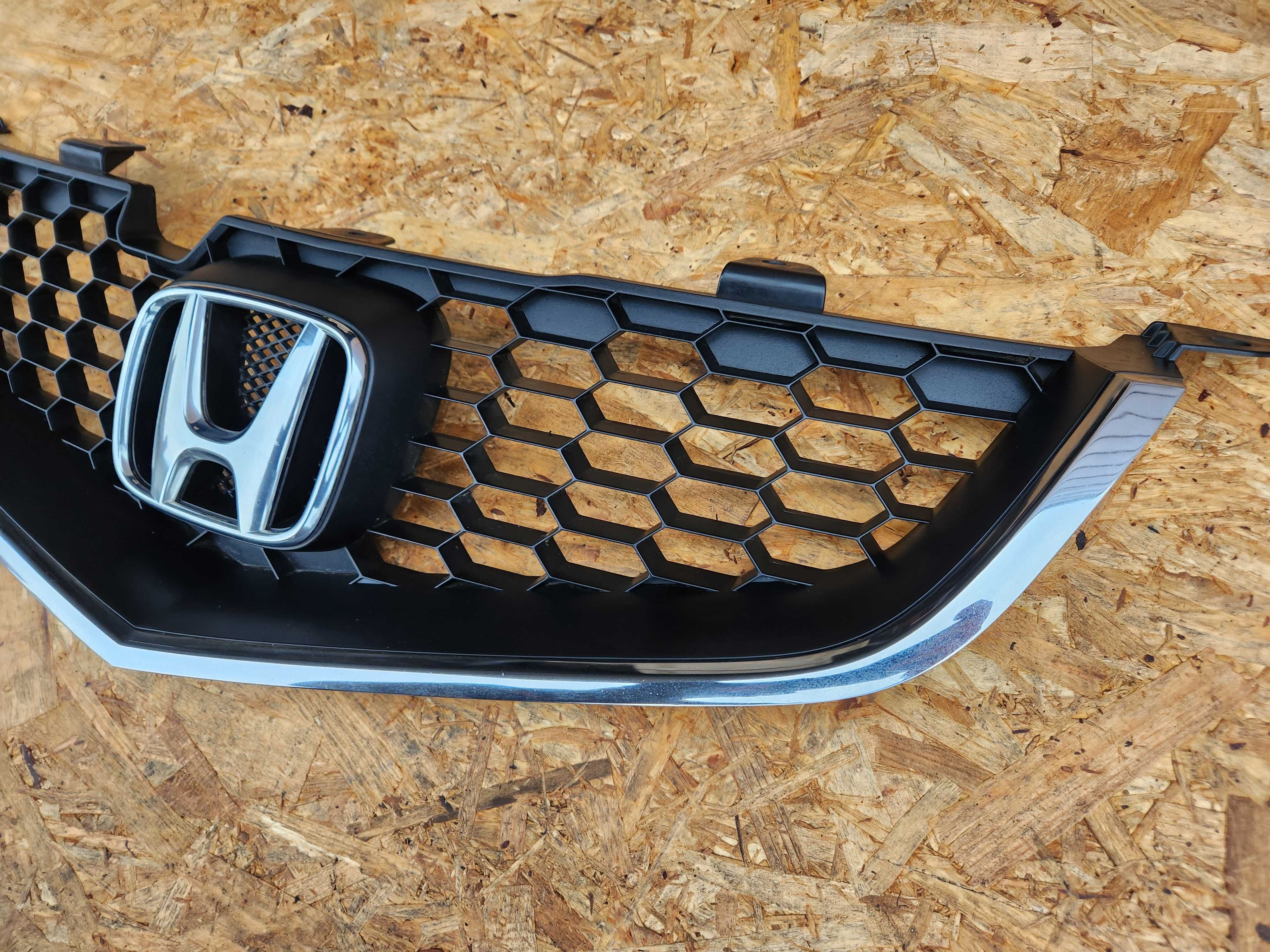 Honda Accord VII 7 grill atrapa TYPE-S sport types plaster miodu