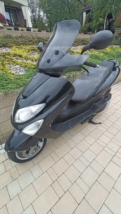Yamaha Mayesty / MBK Skyliner** poj 125 ** na kat B ** 2010r **