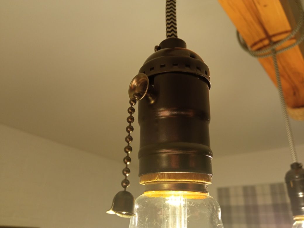 Lampa wisząca z starej belki-handmade.