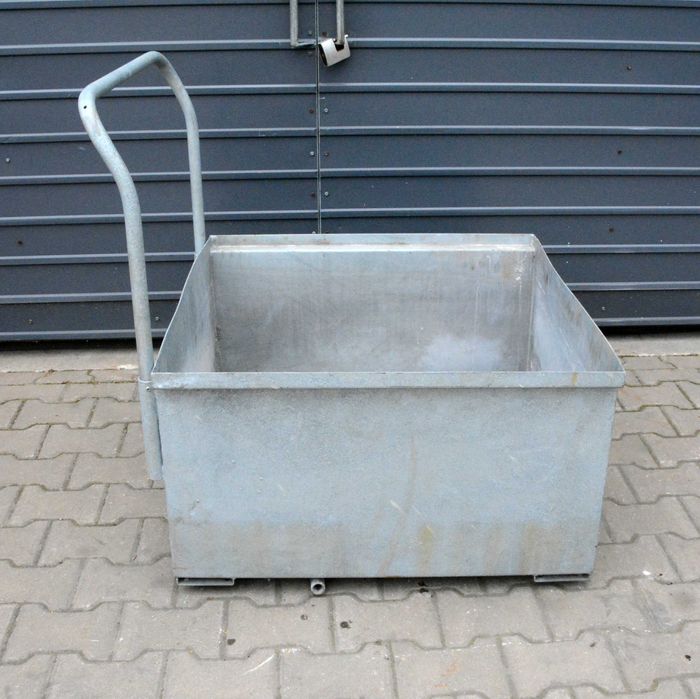 Wanna wychwytowa z odpływem 300l