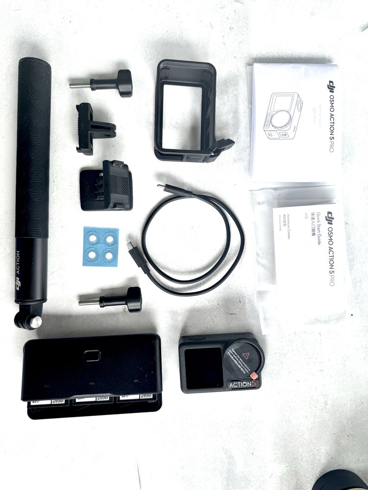 DJI Osmo Action 5 Pro / OKAZJA / Adventure Combo