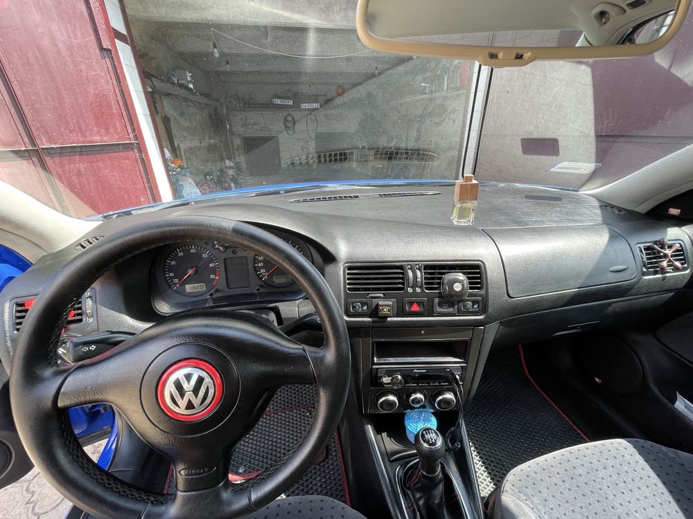 Volkswagen Bora 1.6