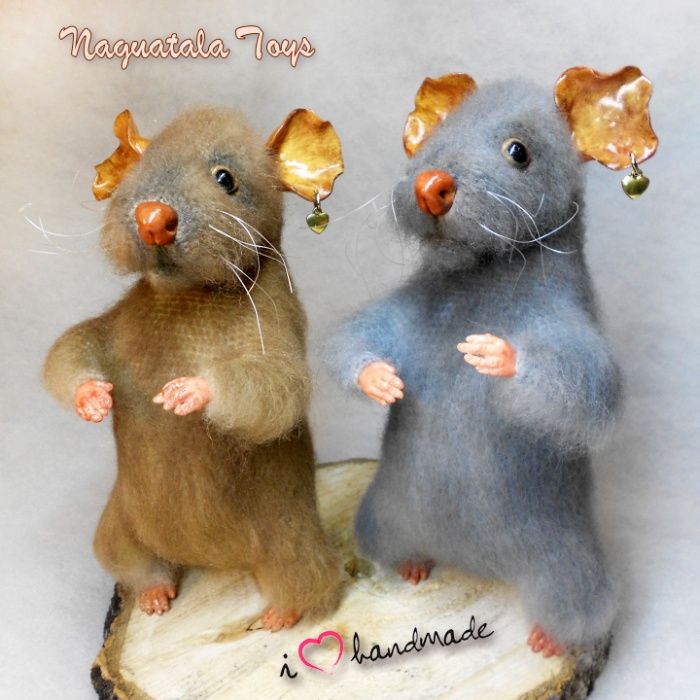 "Крыс -Шаман" вязаная интерьерная игрушка. Сувенир. Подарок.