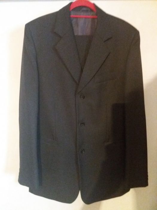 Garnitur męski.