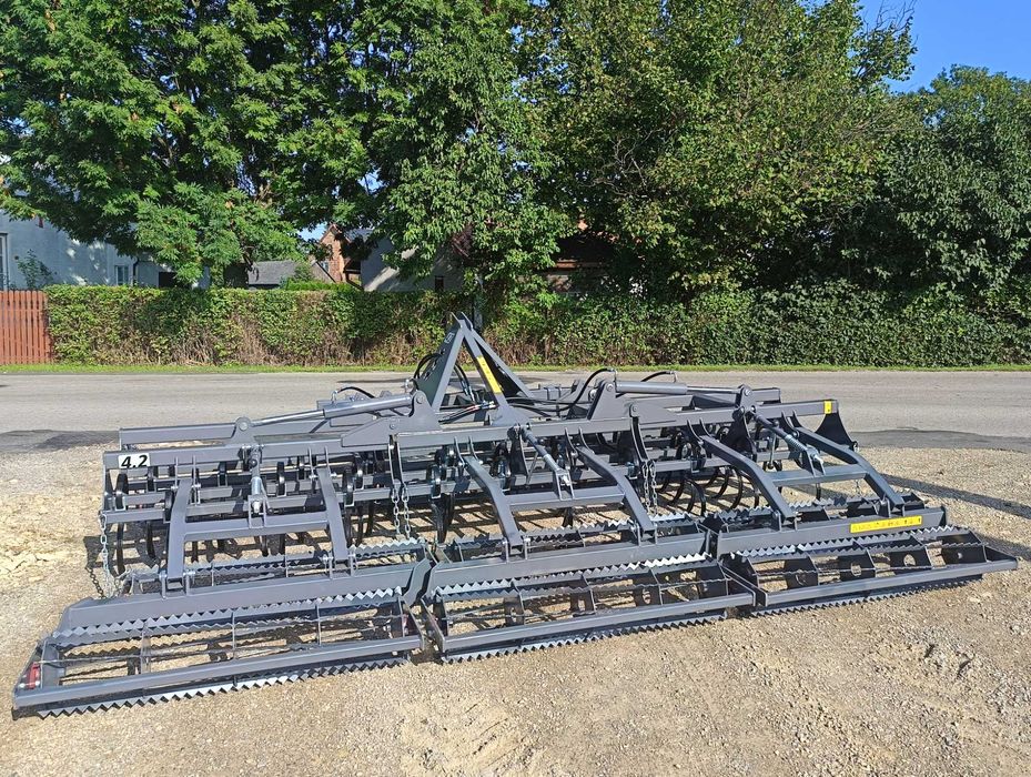 EURO-MASZ Agregat uprawowo-przedsiewny 2,1-6m hydrauliczny OD RĘKI