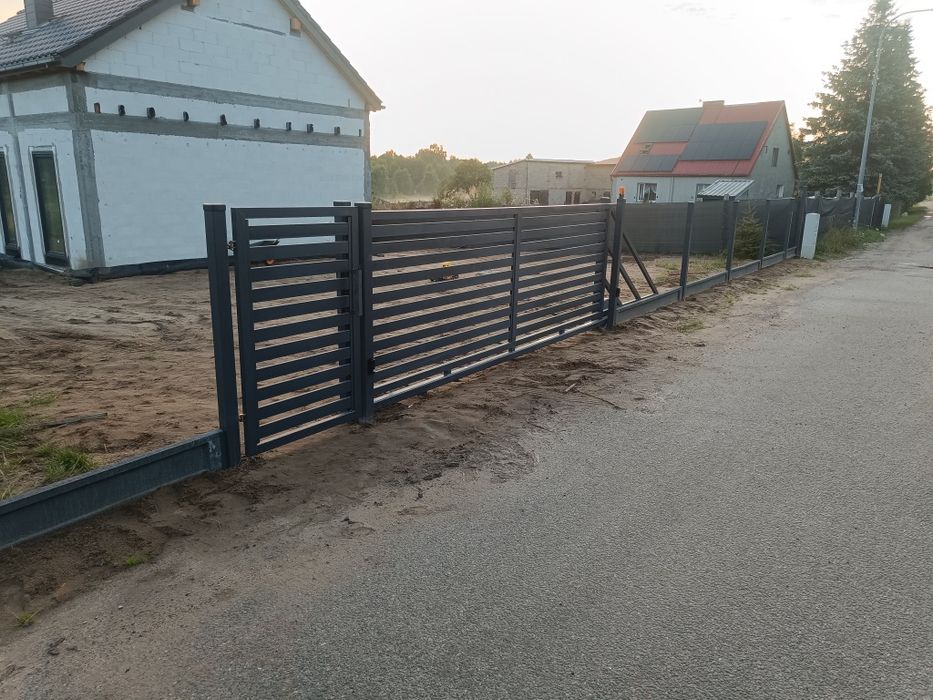 Ogrodzenia panelowe , bramy i furtki , z montażem