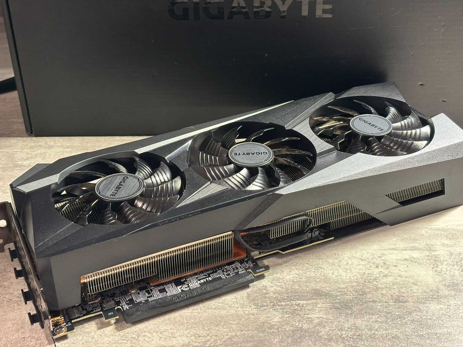 Gigabyte GeForce RTX™ 3070 Ti MASTER 8G