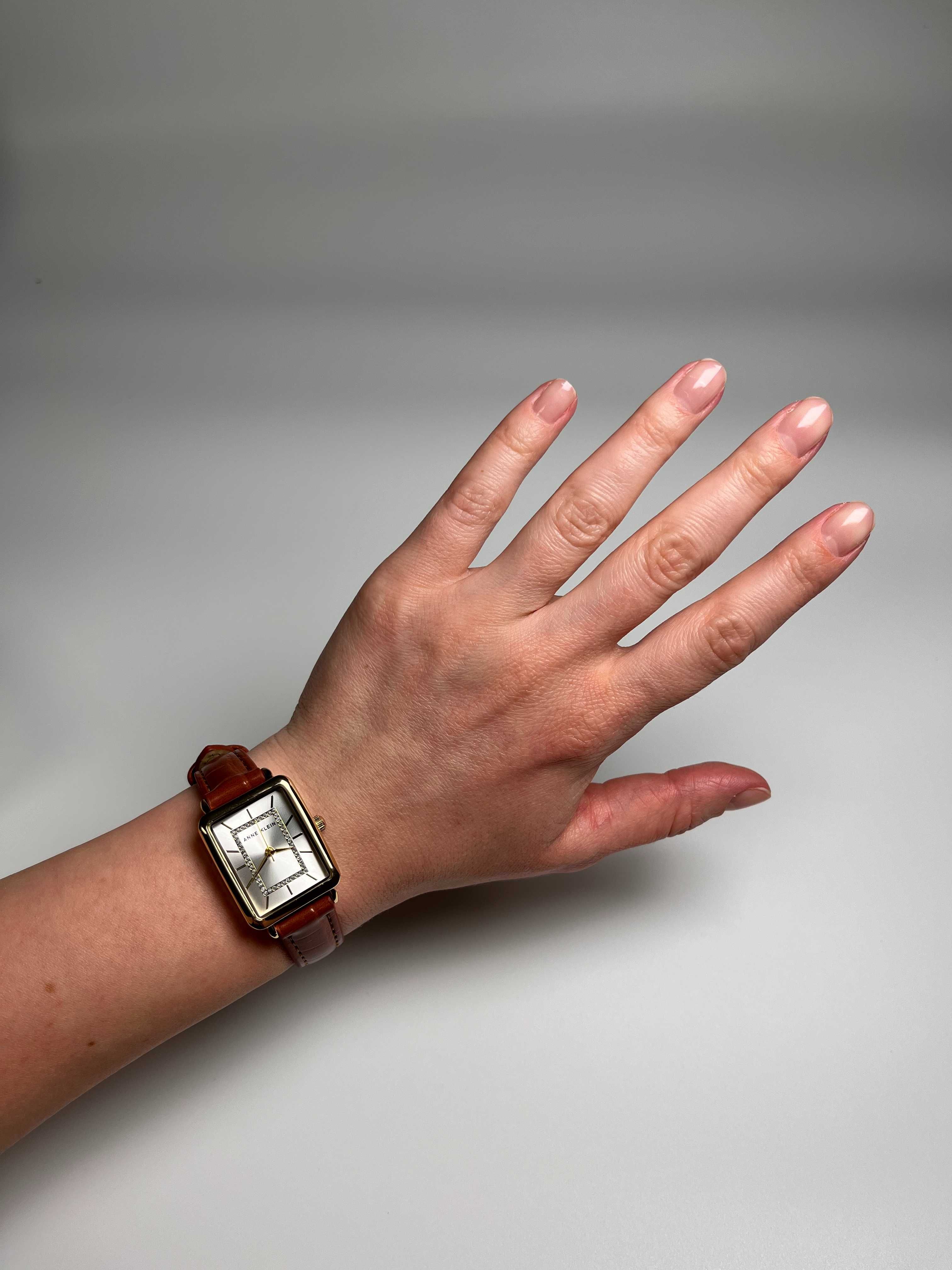 годинник зі шкіряним ремінцем Anne Klein AK/3820GPHY, часы анна кляйн