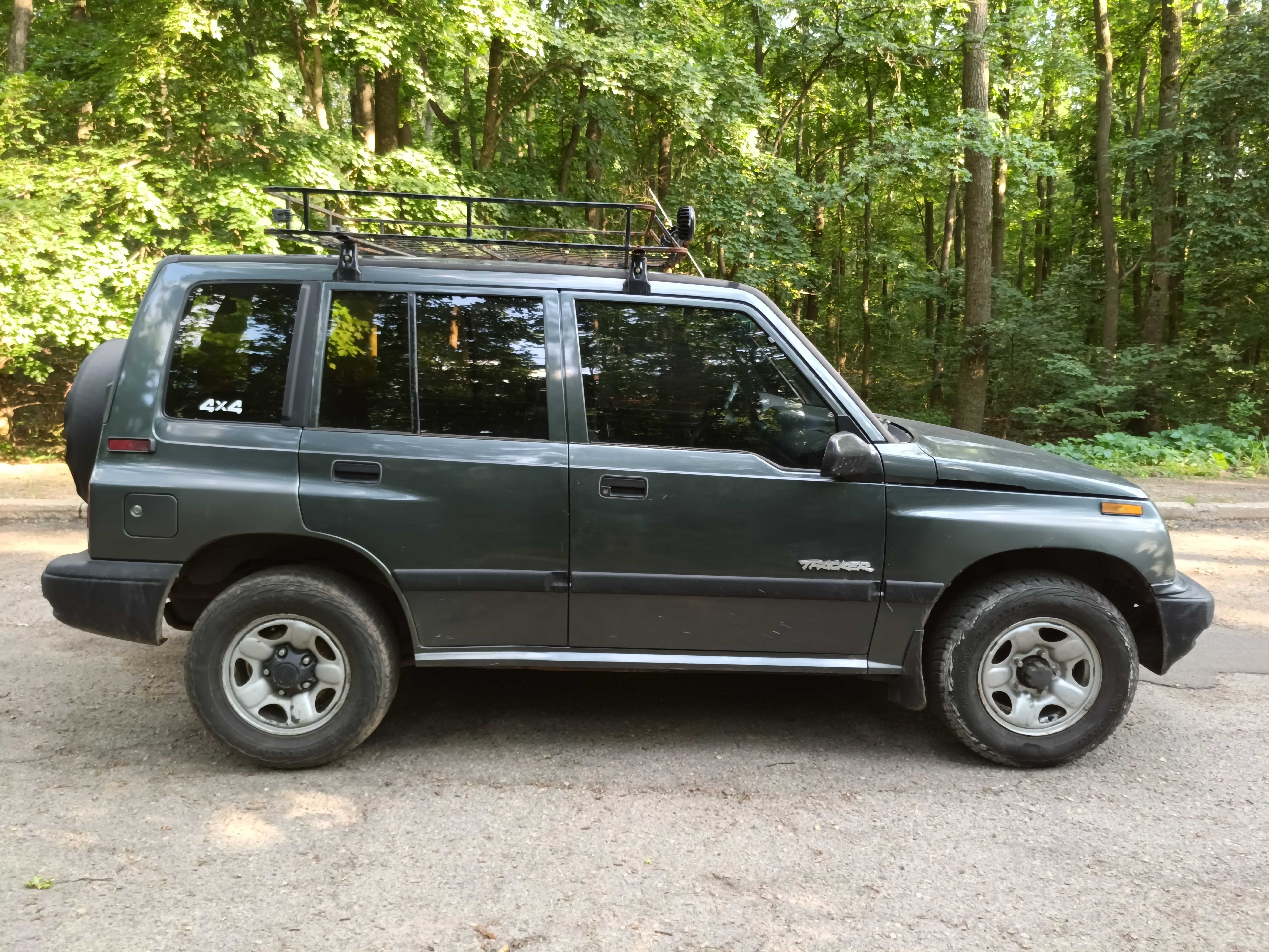 Продам Chevrolet Tracker 1998
