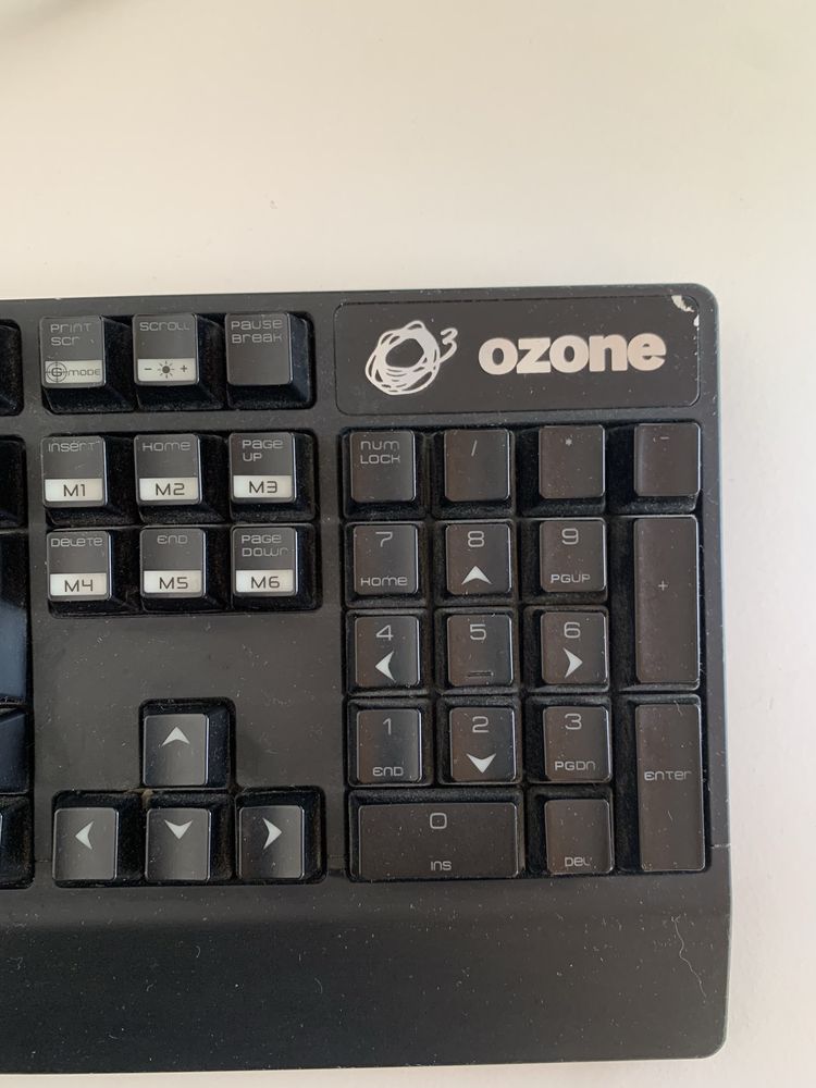 Teclado mecânico Ozone Strike Pro + Rato Cm Storm Devastator