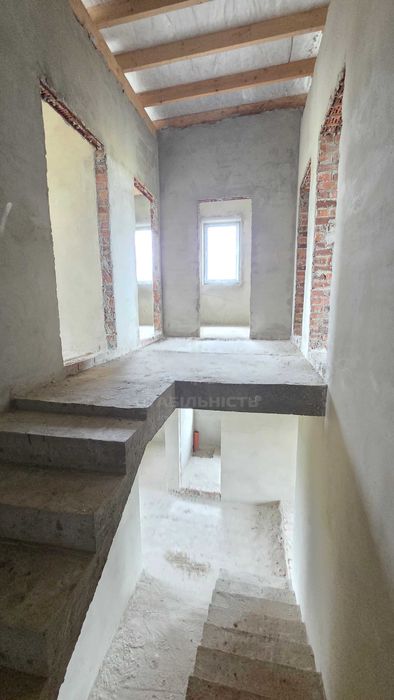Продаж Дуплекс / Будинок 171м2, ділянка 4.99 сот. Розтермінування.