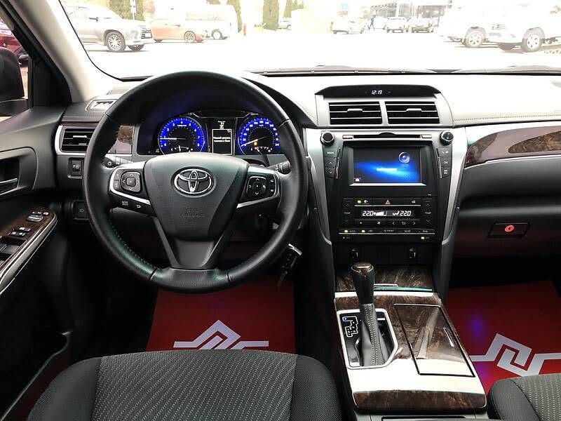 Toyota Camry 55 2016