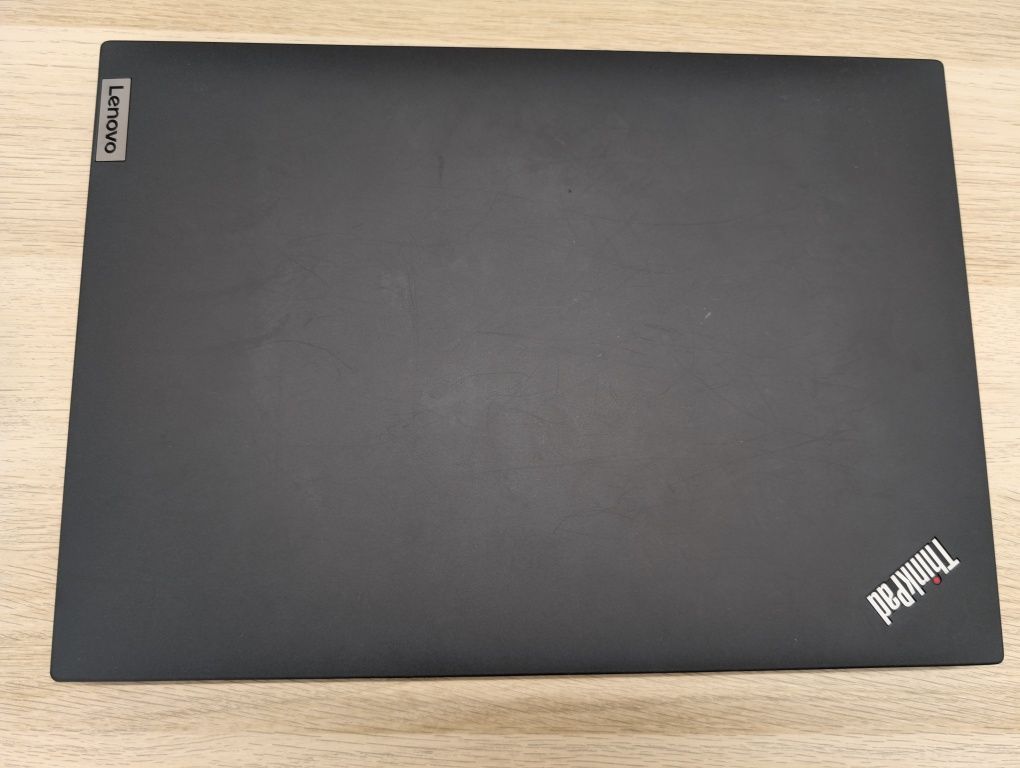 Lenovo Thinkpad T16 Gen 2