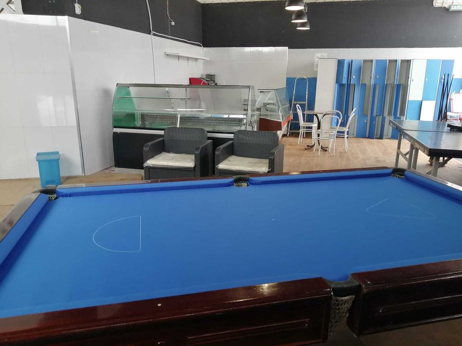 Mesa de snoker renovada