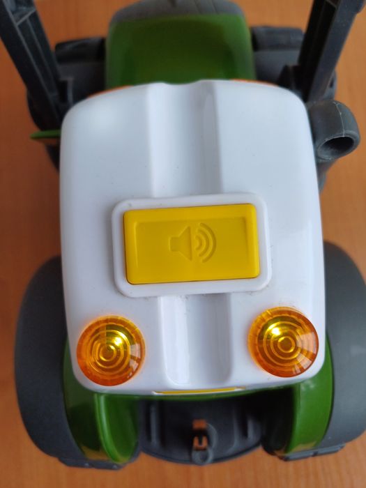 Большая брендовая игрушка ,,Трактор FENDT" 30 см