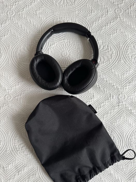 Sony WH-X900bn headphones