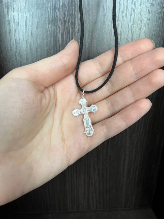 Недорогі срібні хрестики