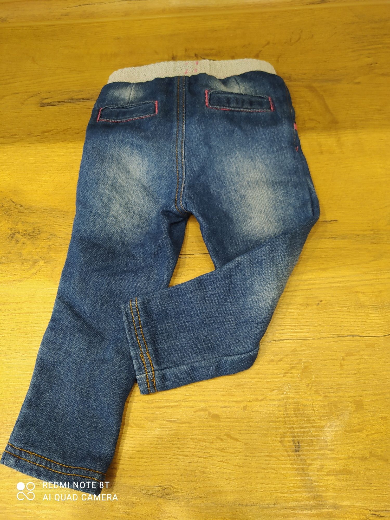 Spodnie jeansy 68 cm