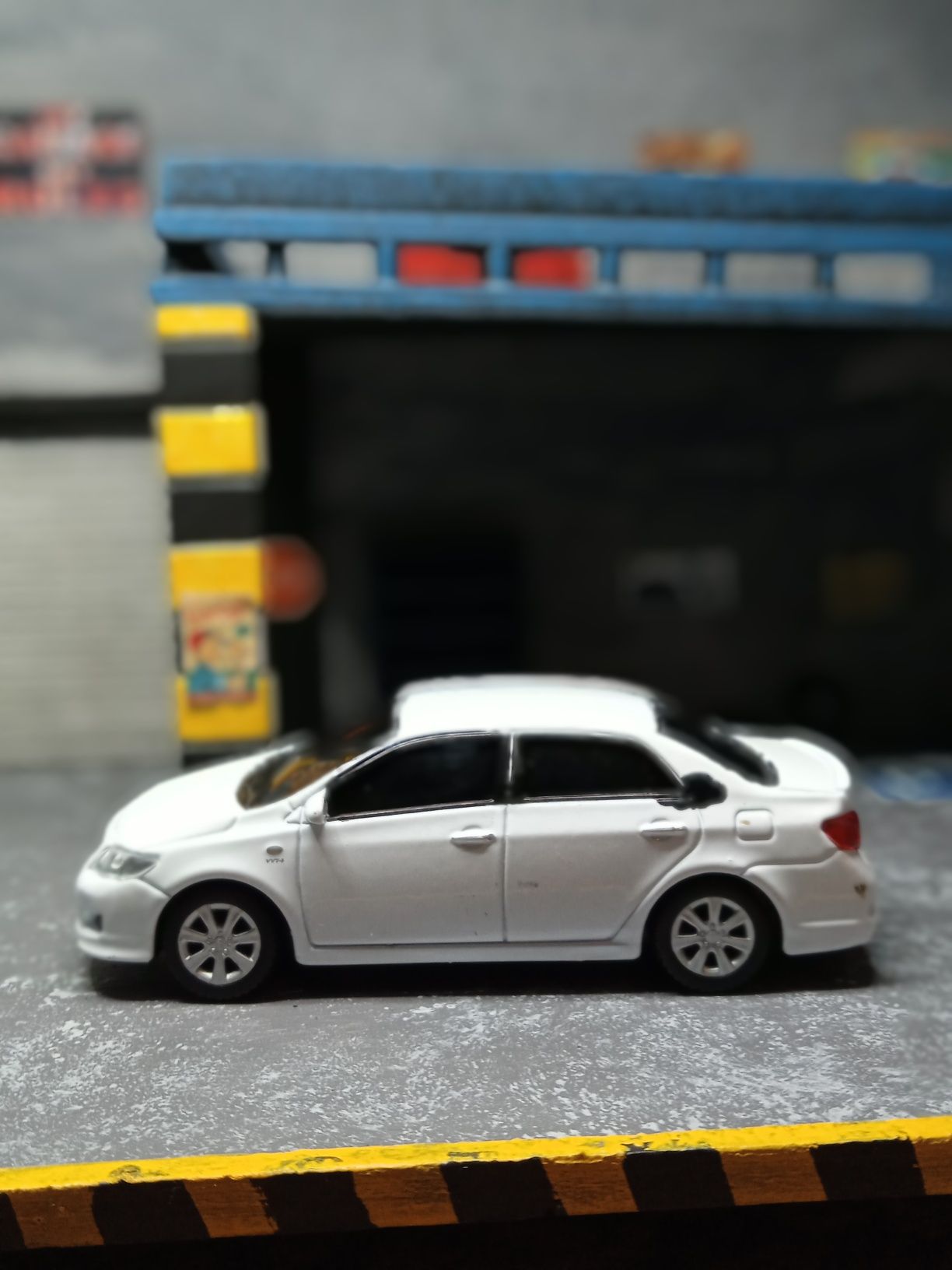 Продам машинку camry