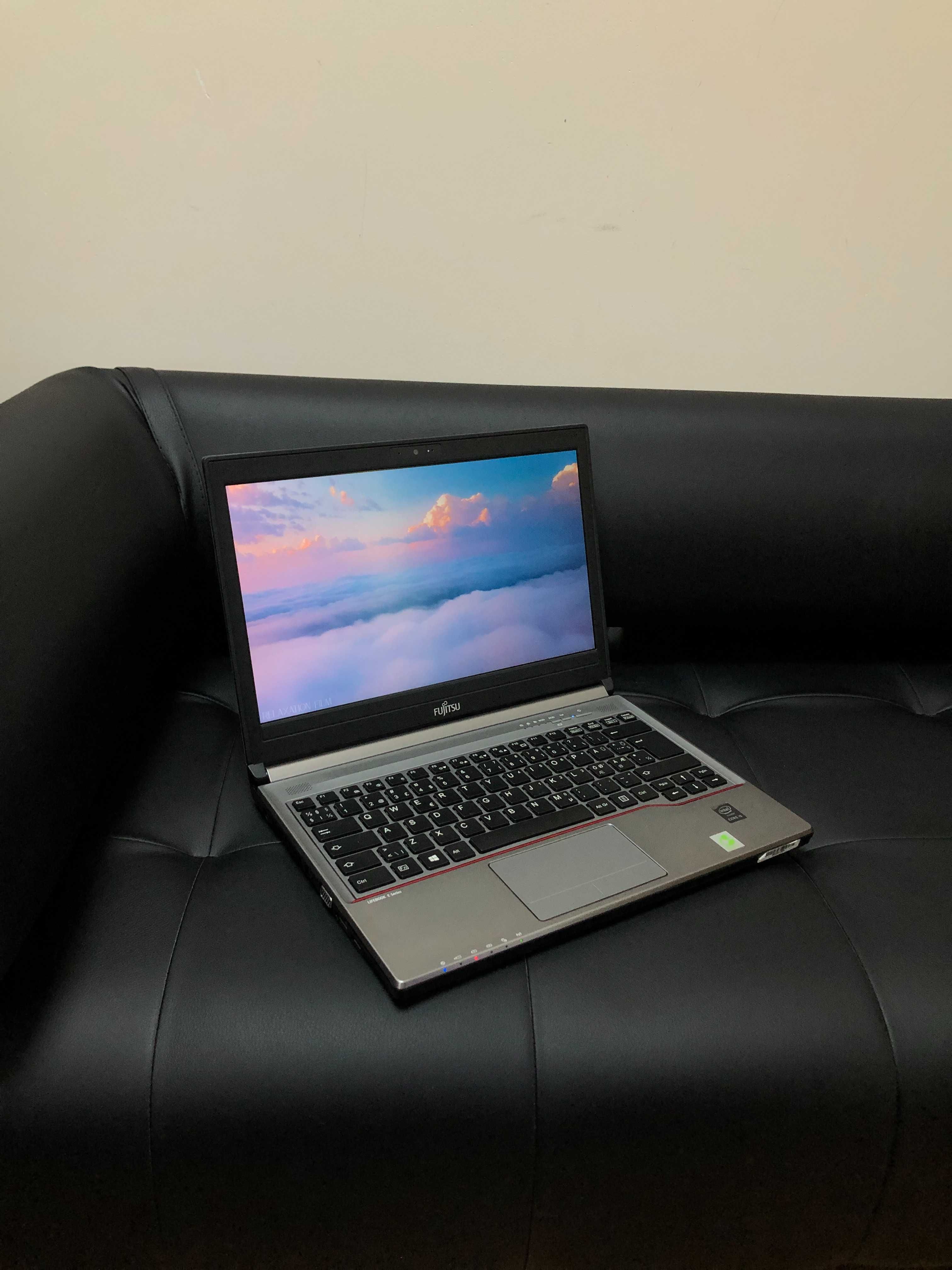 Ноутбук Fujitsu Lifebook E734/13.2"HD/i5-4210M/8GB/128GB/ГАРАНТІЯ