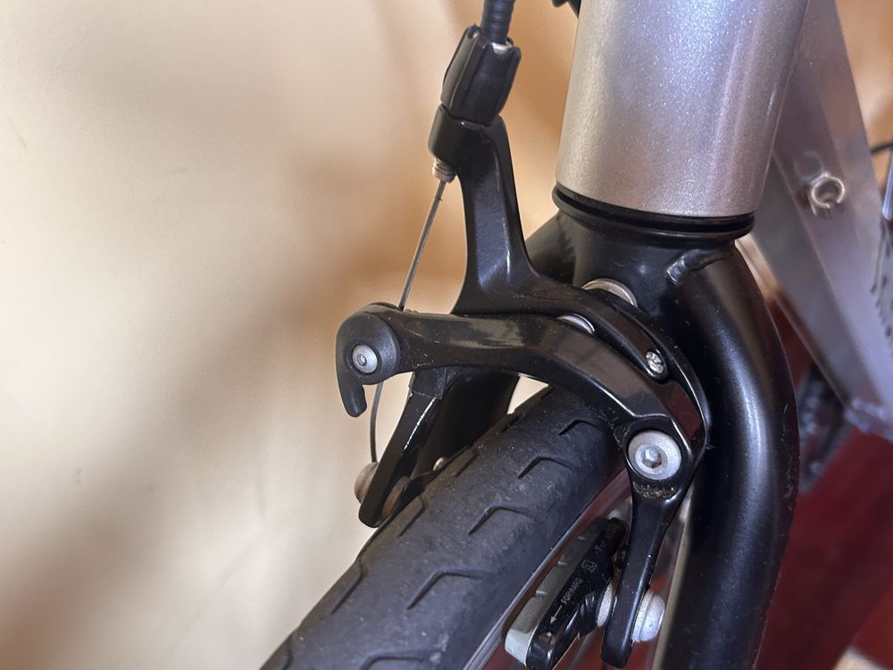 Bicicleta estrada (L-56cm)