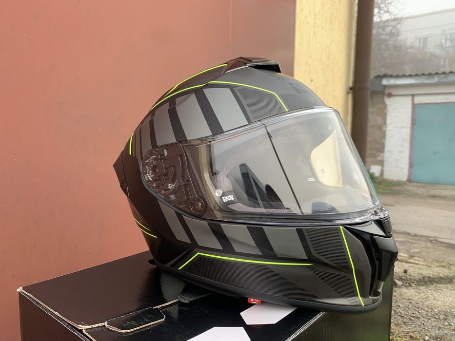 Мотошолом, шолом IXS 422 Fg 2.1, m(57-58cm)