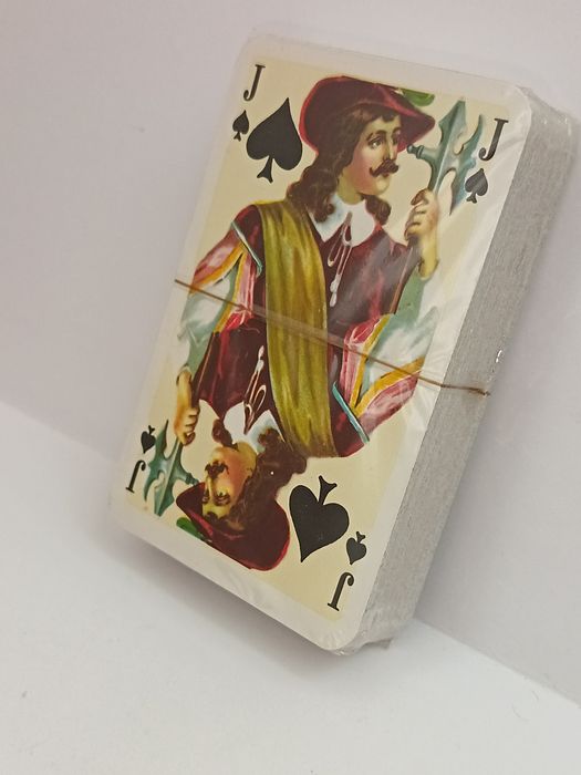 Продам игральные карты