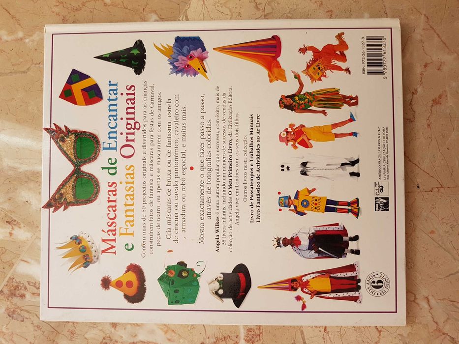 Livro "Máscaras de encantar e fantasias originais"