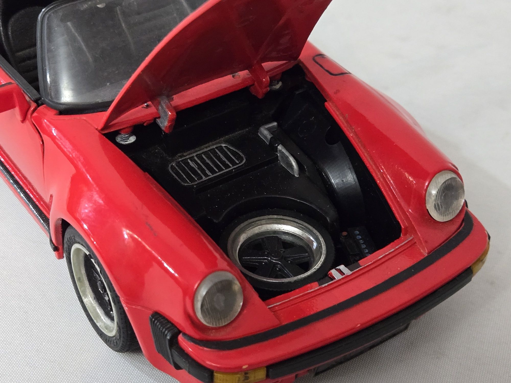 Miniatura Porsche 911 Speedster 1/18