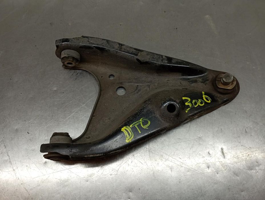 Braço de suspensão frente direito DACIA Sandero II (5S_)