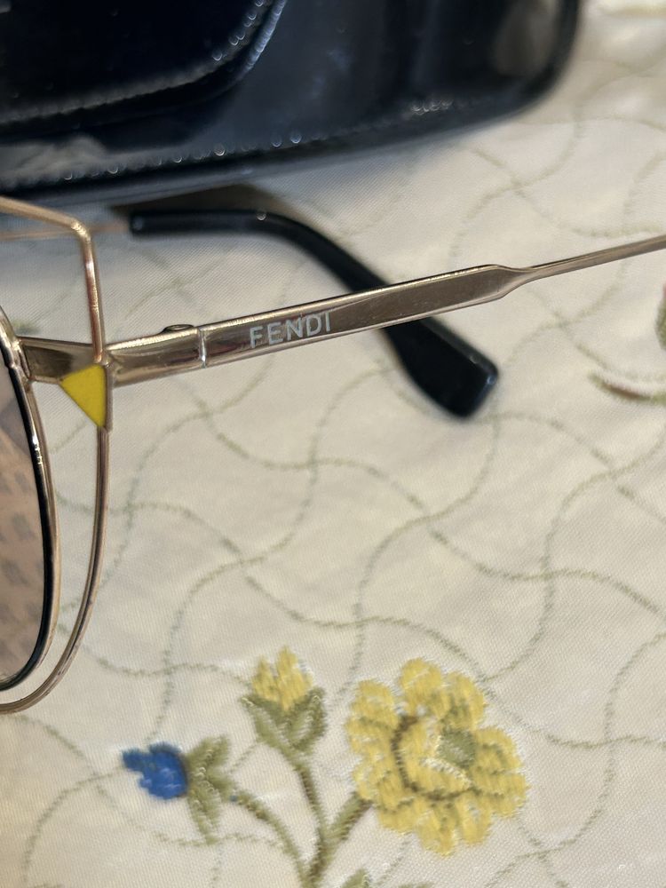 Сонцезазисні окуляри Fendi. Люкс бренд. Оригінал.