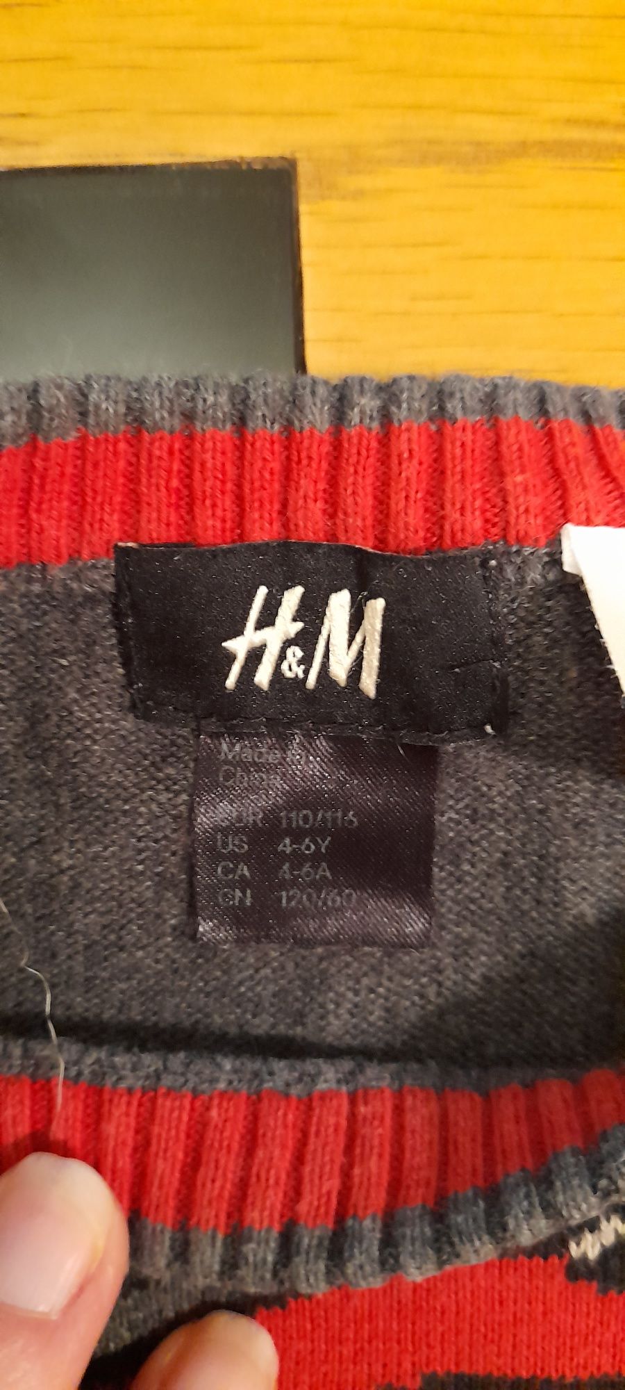 Camisola H&M 4/6anos