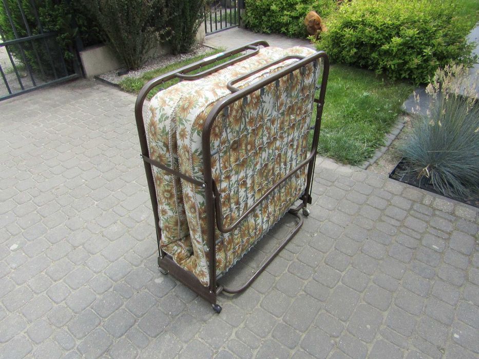 Łóżko polowe, dostawka ! Możliwa wysyłka. Automatycznie rozkładane!