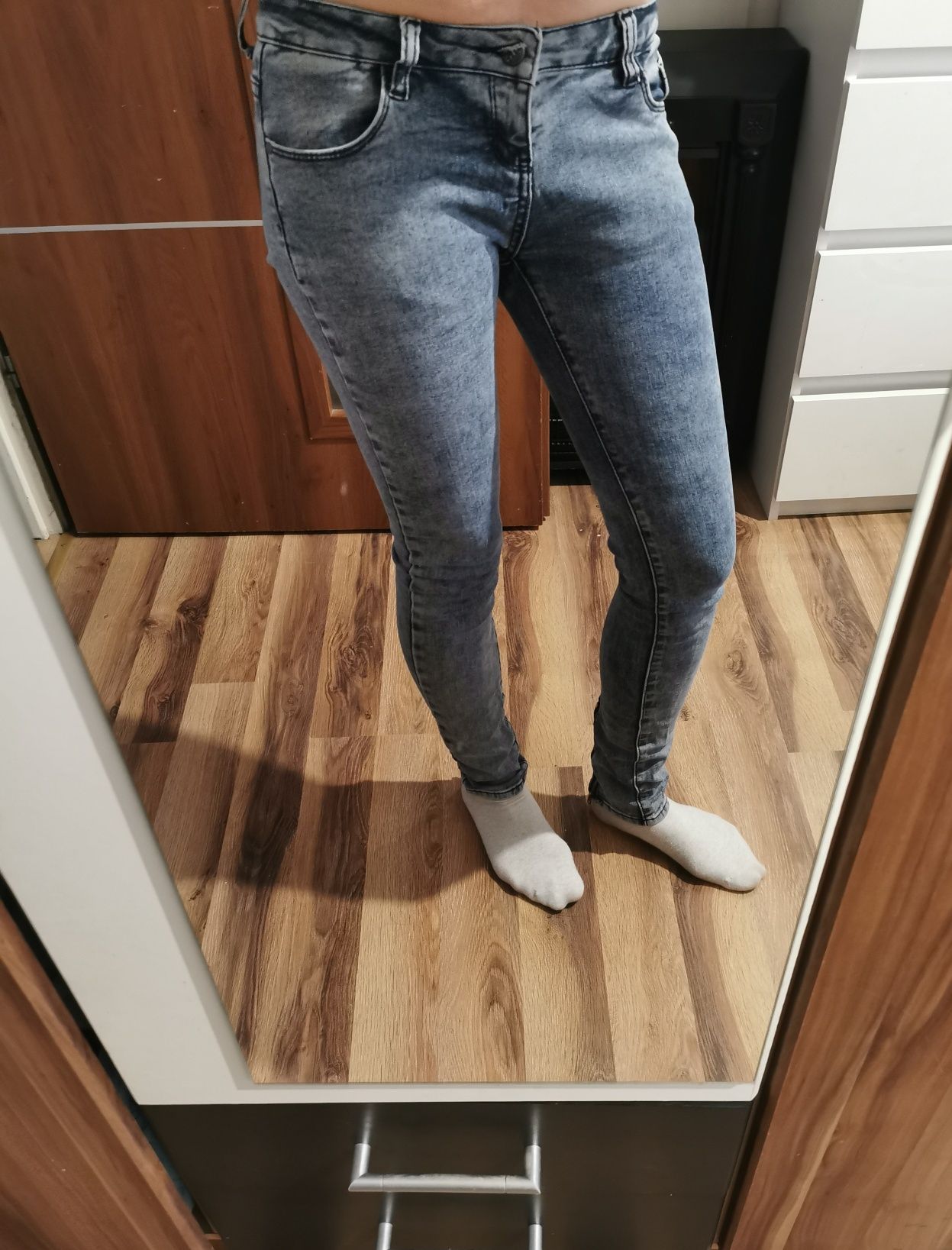 Spodnie jeans damskie r. 38