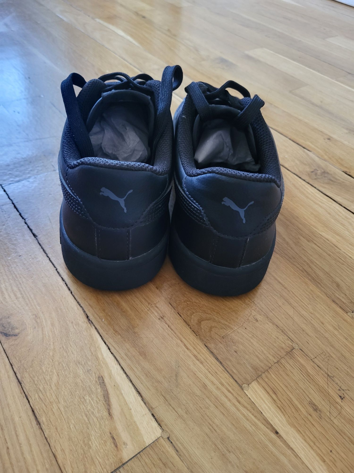 Снікерси кросівки шкіряні Puma Smash v2, 38,5 розмір