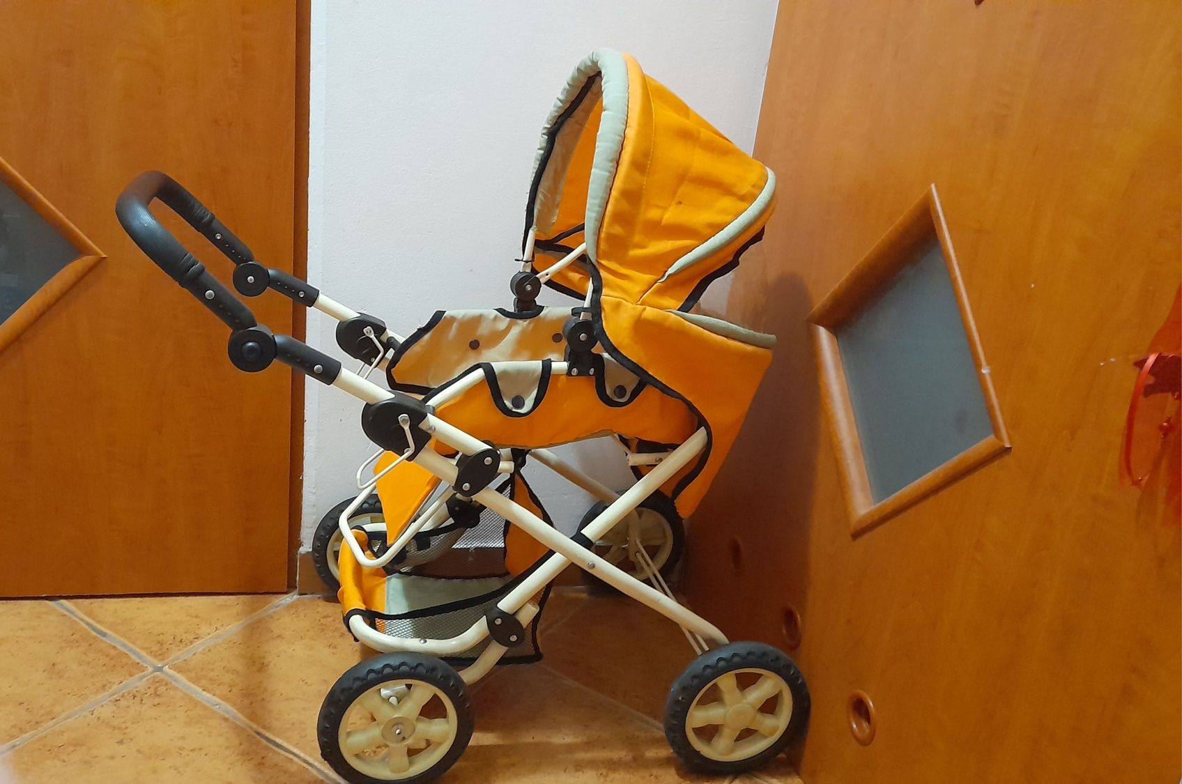 Wózek głęboko-spacerowy z torebką,nosidelkiem dla lalki.wózek 2w1.