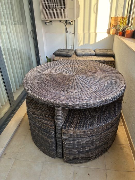 Mesa exterior de verga