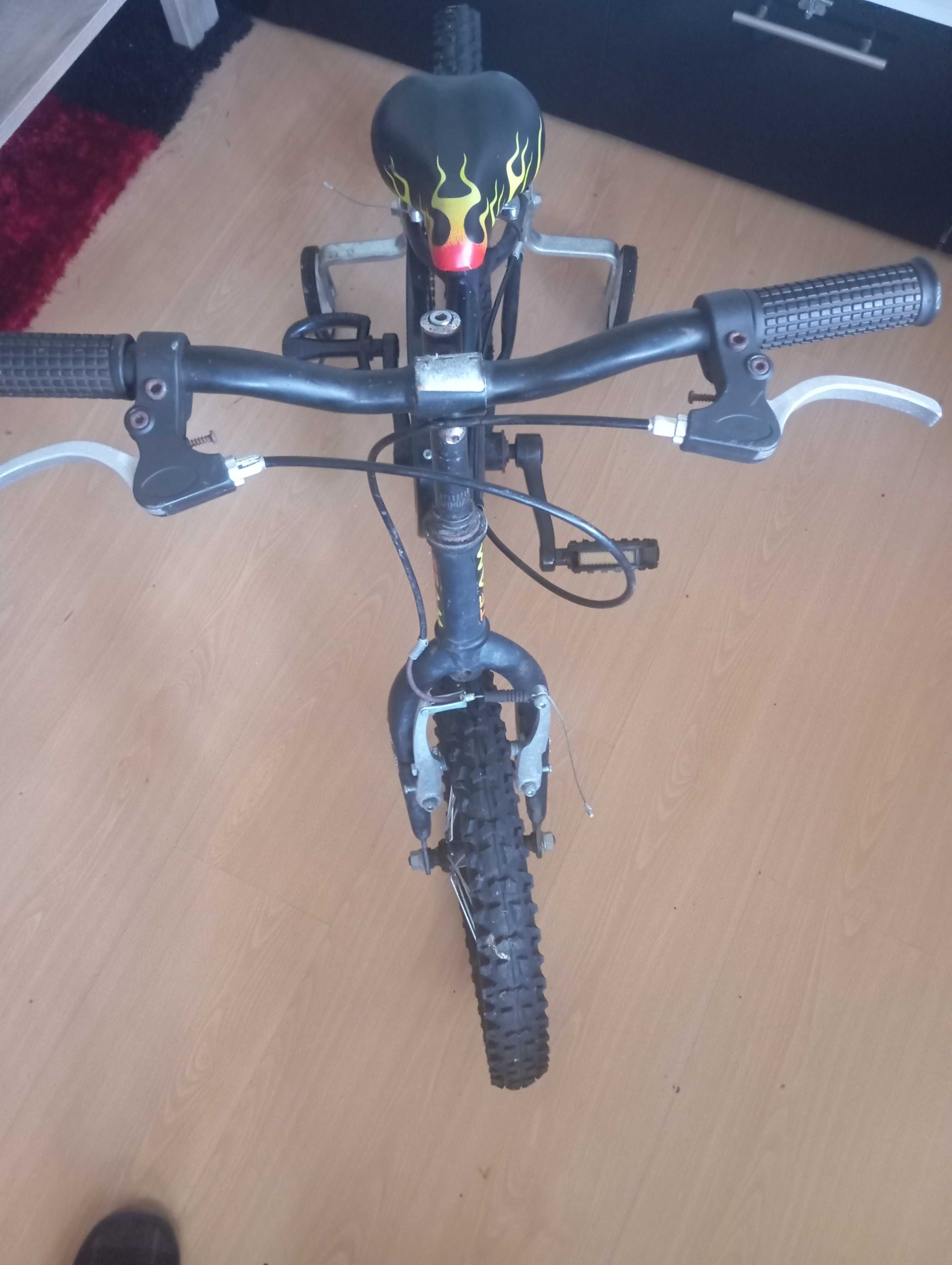 Vendo bicicleta de criança com rodinhas