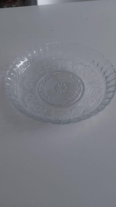 Vendo prato bonito antigo