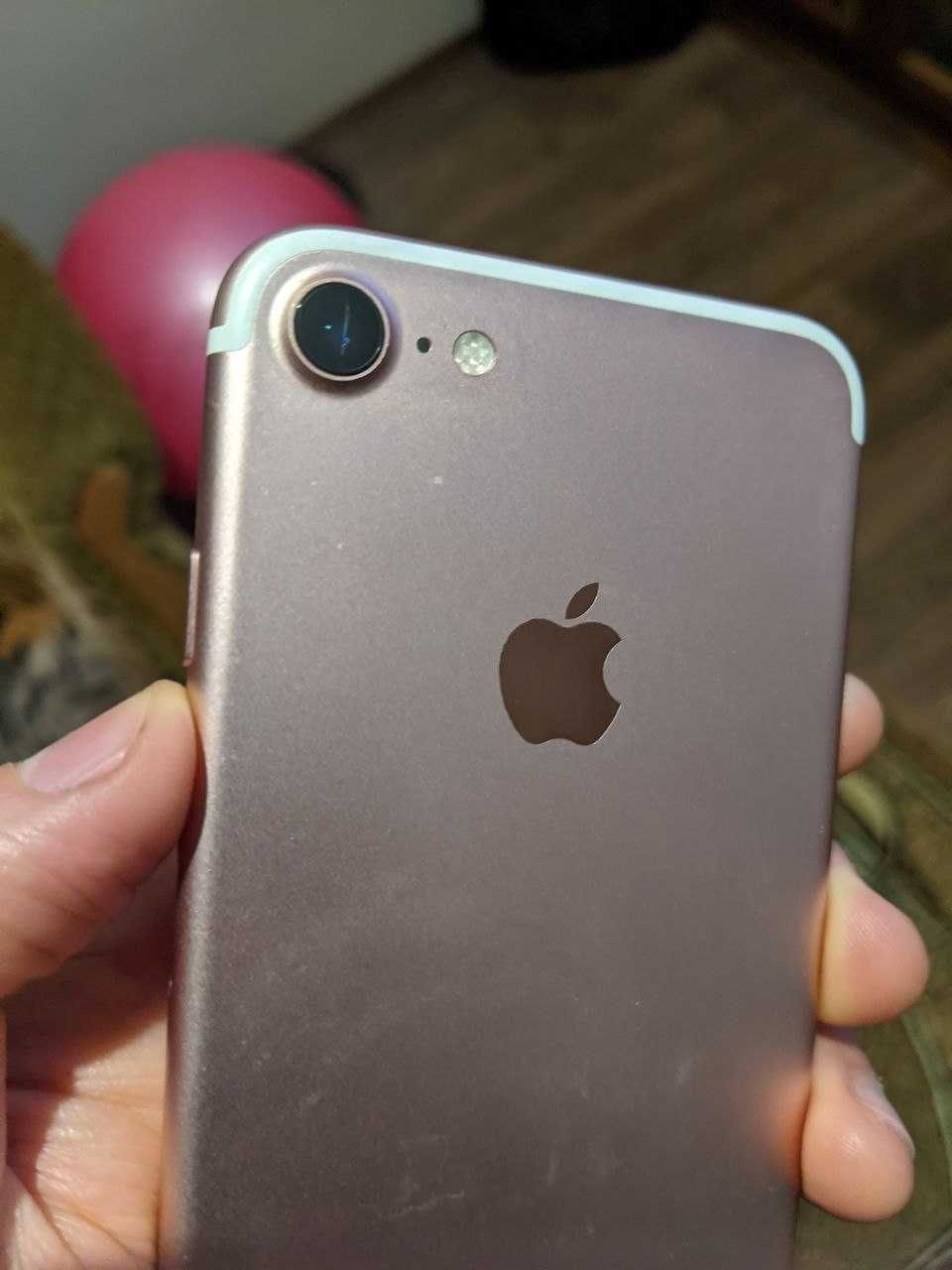iPhone7 Rose Gold, 32GB. 2019р.