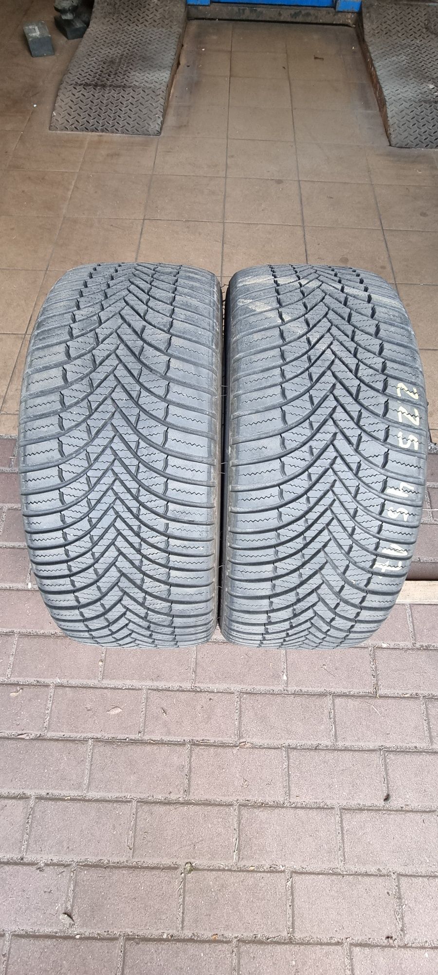 225/45r17 Firestone całoroczne 2sztuki