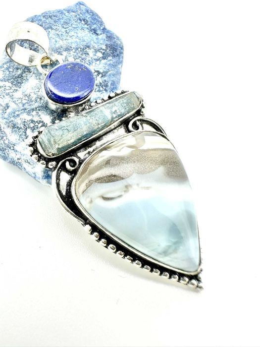 zawieszka, wisior kamień
owyhee opal, kyanit, lapis lazuli. Próba 925