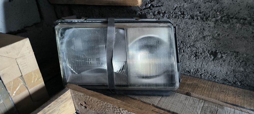 Пильник задньої ступиці на 124