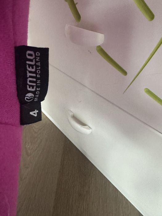 Entelo 4 krzeslo biurko ergonomiczne wzrost 133-159