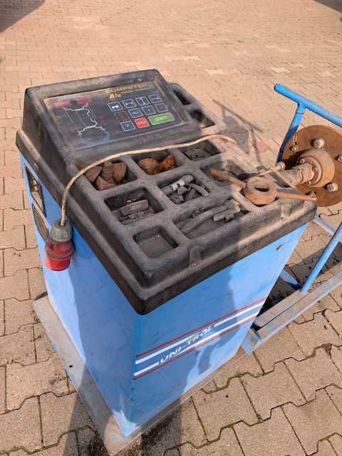 Wyważarka do kół bus Tir UNI- Trol model ALUTROL 2020C