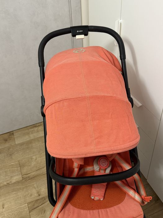 Прогулянкова коляска Cybex Beezy