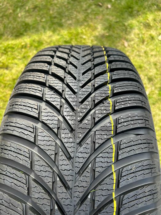 Koła Volvo – Nokian Snowproof 2 SUV 235/60 R18 + Felgi 5Y-Spoke Silver