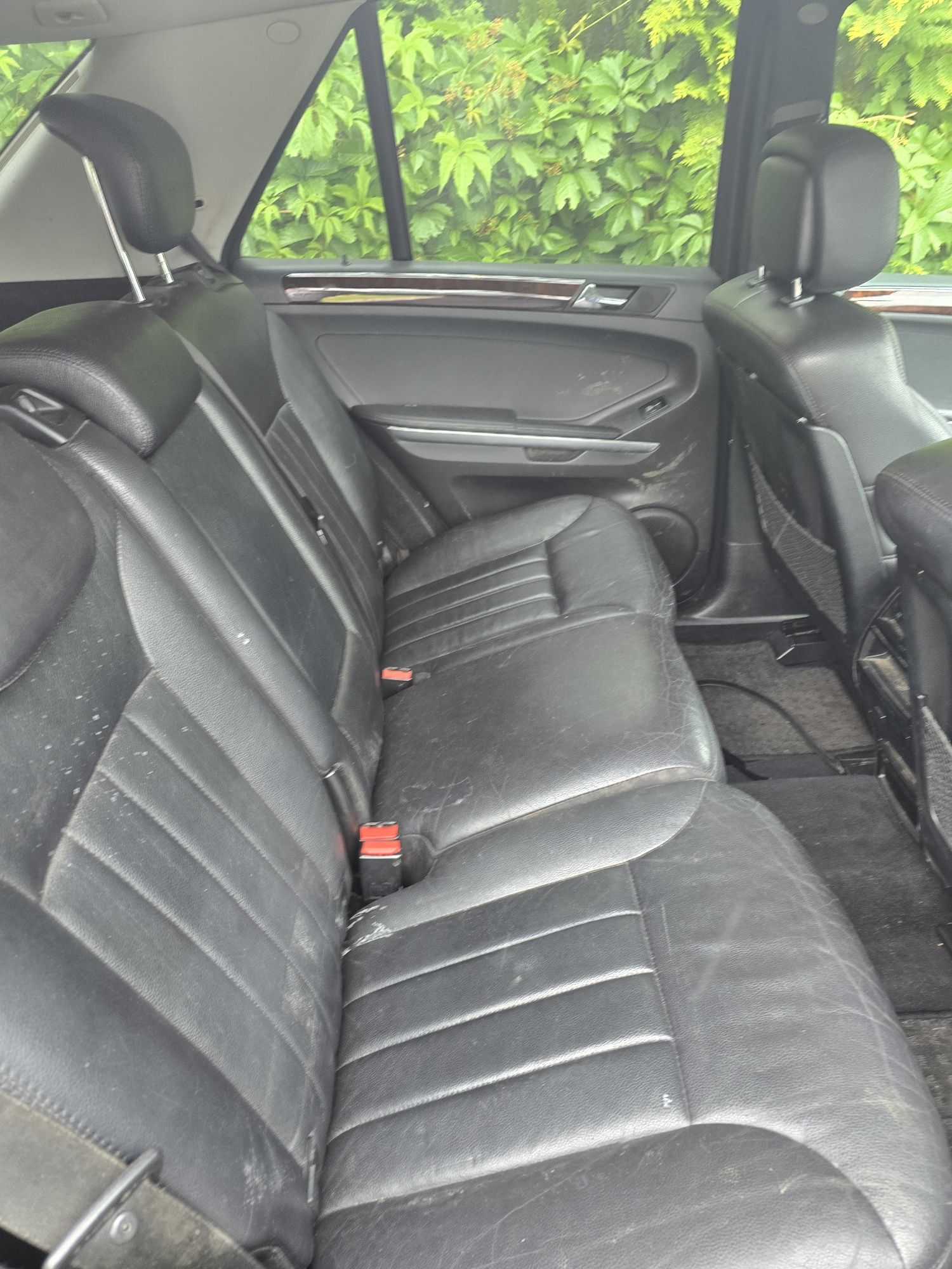 Rezerwacja Mercedes ML 320 anglik